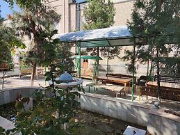 Goziyon Hostel