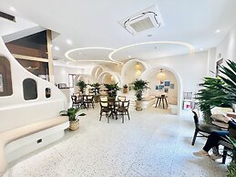 Lotus Home Cafe