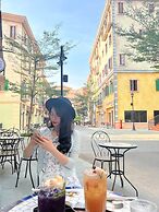 Lotus Home Cafe