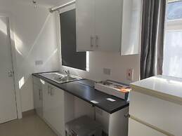 Immaculate 1-bed Studio in London