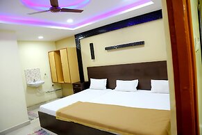 DIVYA LODGE & HOTEL ROOMS