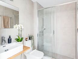 Sanders Port - Vibrant Studio Near Piraeus Port