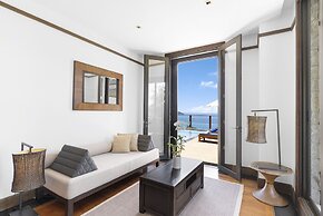 Villa Aye