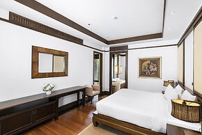 Villa Aye
