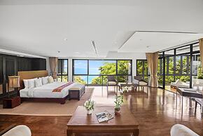 Villa Aye