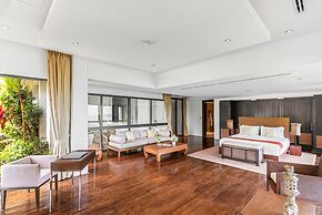 Villa Aye