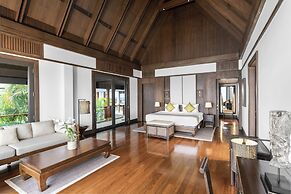 Villa Aye