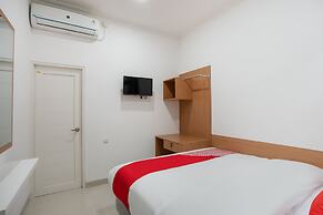 Hotel O Hegarbudhi Residence