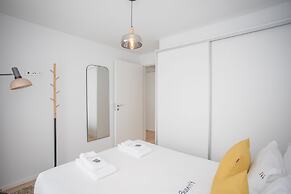 Liiiving - Modern & Glam Apartment J