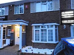 All Seasons Gatwick Guest House
