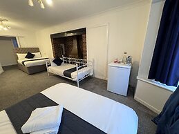 All Seasons Gatwick Guest House