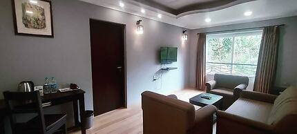 Candolim Suites