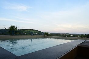 Candolim Suites