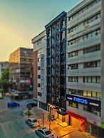 The Royals Hotel