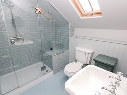 10 Westgate Hill