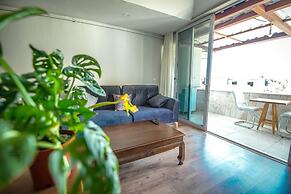 Yaghane Apartments