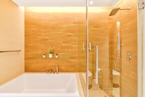 Contemporary 2 BR in Bluewaters Island
