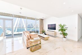 Contemporary 2 BR in Bluewaters Island