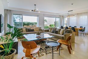 Marina Apartment by Olala Homes