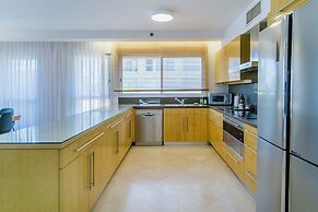 Marina Apartment by Olala Homes