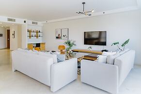 Marina Apartment by Olala Homes