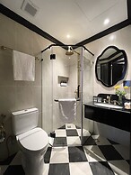 Le Bonheur Hotel