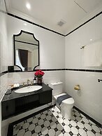 Le Bonheur Hotel