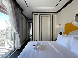 Le Bonheur Hotel