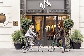 Yuna Porte Maillot - ApartHotel