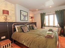 Yarn Cottage