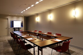 Convent Square Lisbon, Vignette Collection by IHG