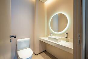 EVEN Hotel Shanghai Expo by IHG