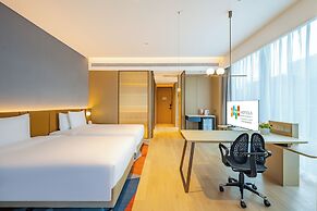 EVEN Hotel Shanghai Expo by IHG