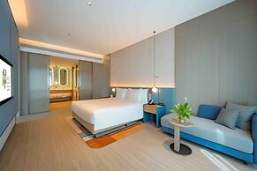 EVEN Hotel Shanghai Expo by IHG
