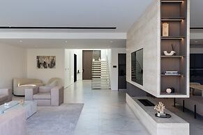 Palm Paradise- 5BR Villa - Infinity Pool