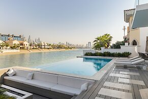 Palm Paradise- 5BR Villa - Infinity Pool