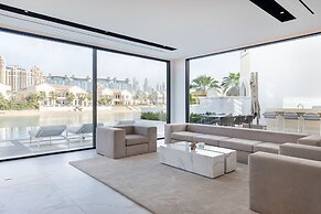 Palm Paradise- 5BR Villa - Infinity Pool