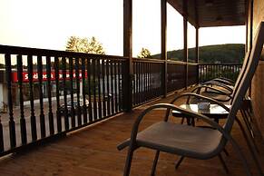 Le Voyageur Inn