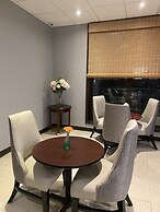 Le Voyageur Inn