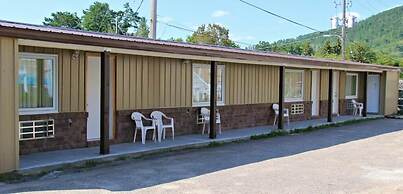 Le Voyageur Inn