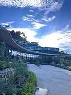 Vigolando Van Ho Resort