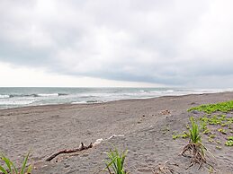 Hotel O Sari Laut
