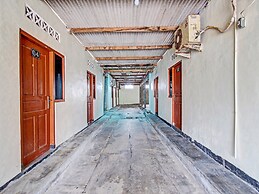 Hotel O Sari Laut