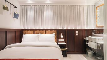 Ruby Stella Hotel London by IHG