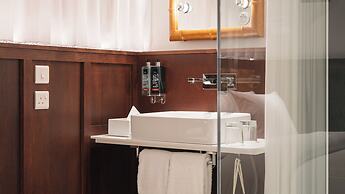 Ruby Stella Hotel London by IHG