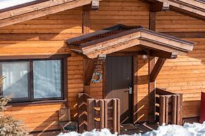 Le Chalet by Amirsoy