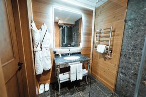 Le Chalet by Amirsoy