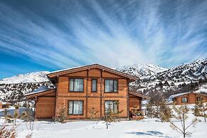 Le Chalet by Amirsoy