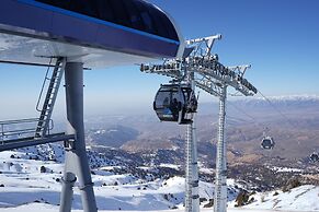 Le Chalet by Amirsoy