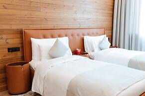 Le Chalet by Amirsoy